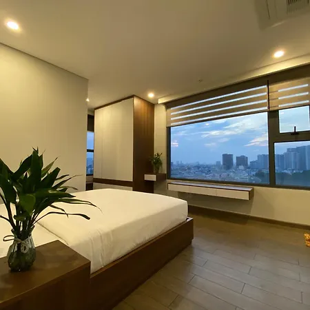 Triostay Vinh Hoi Apartment - Elegant Near City Highlights!